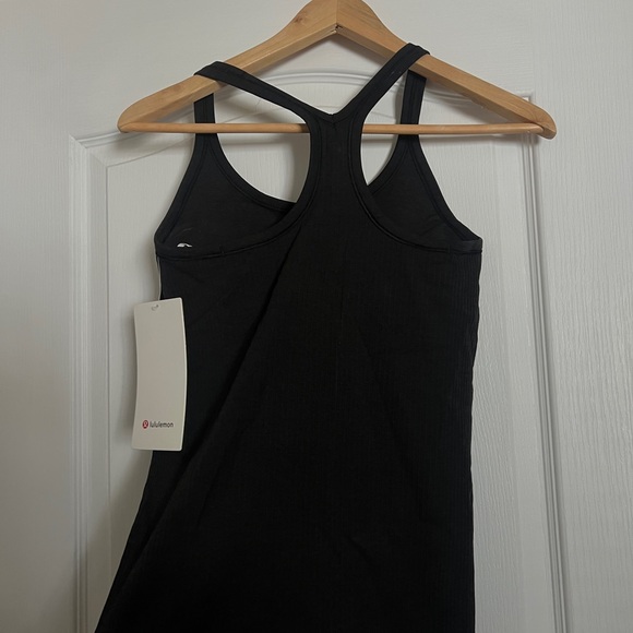 Lulu Lemon - Ebb to Street Tank [BRAND NEW] - Picture 4 of 4